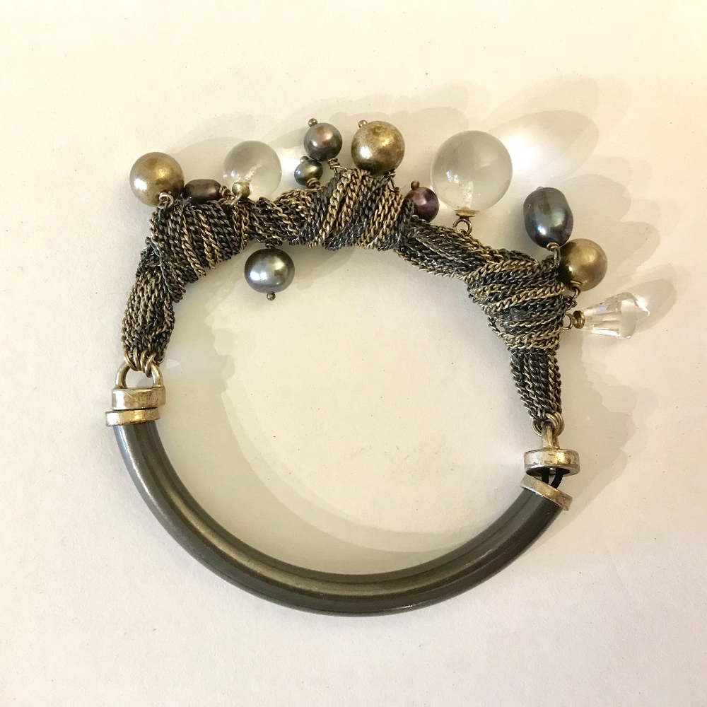 Multi chain knotted bracelet with pearls